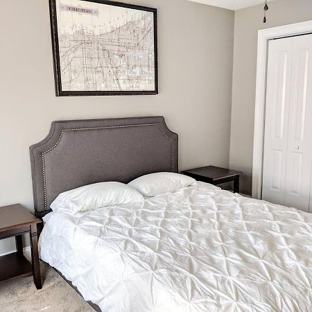 Spacious Deluxe House For You, Your Family And Friends 샬럿 외부 사진