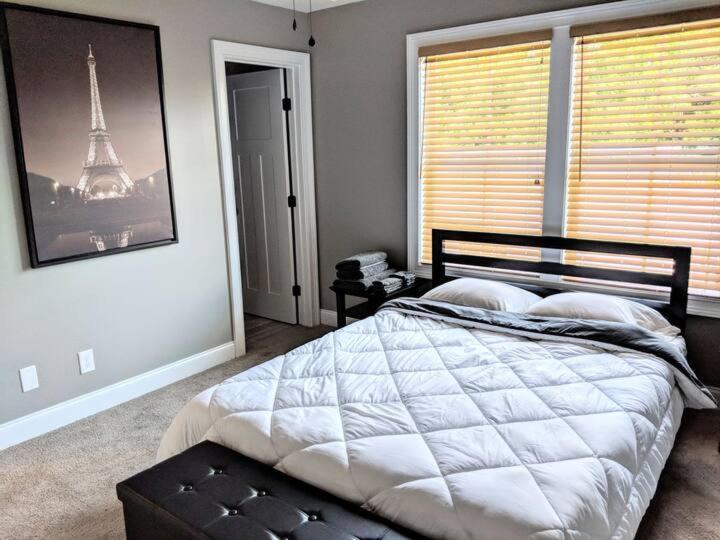 Spacious Deluxe House For You, Your Family And Friends 샬럿 외부 사진